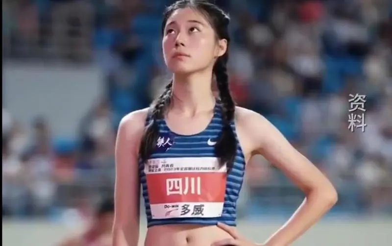 优游国际谣言板]励志！00后女活动员回绝复旦复读考清华