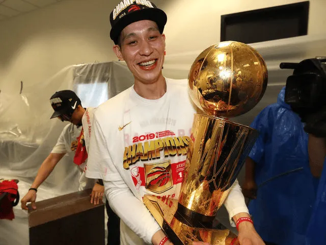 娱乐游戏谣言板]NBA Memes：林书豪1冠灯胆威表乔吉等6人合计0冠